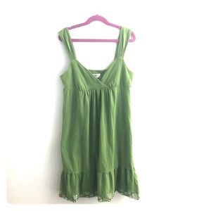 Ann Taylor LOFT green summer dress 😍